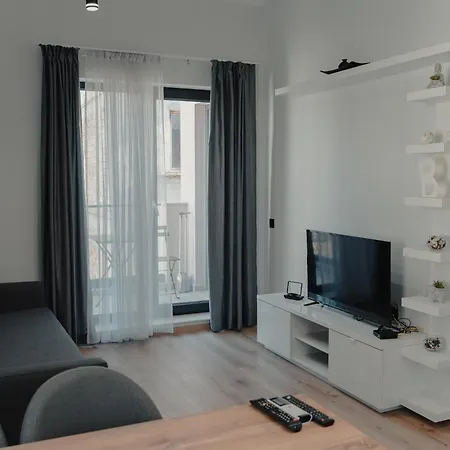 Apartment Hugo Warna